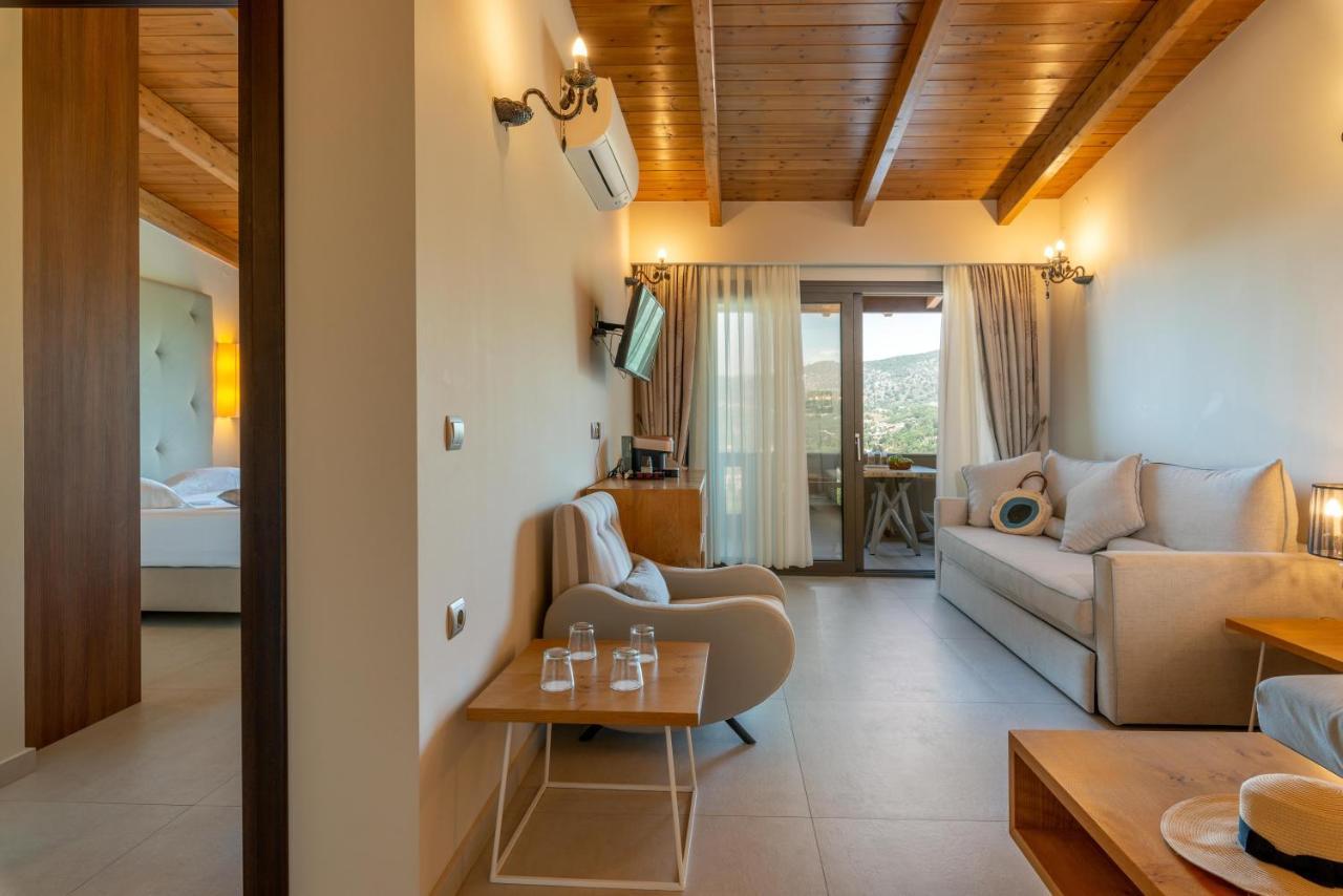 Executive Suite Partial Sea View